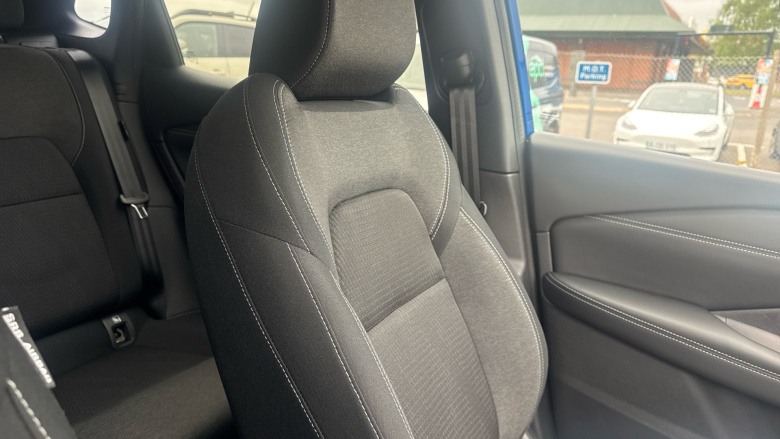 Nissan Qashqai 1.3 DiG-T MH 158 N-Connecta 5dr Xtronic Petrol Hatchback